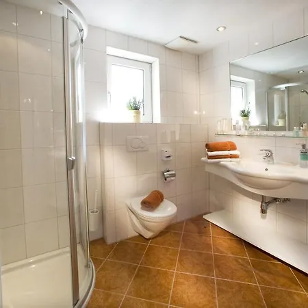 Hochland 4*